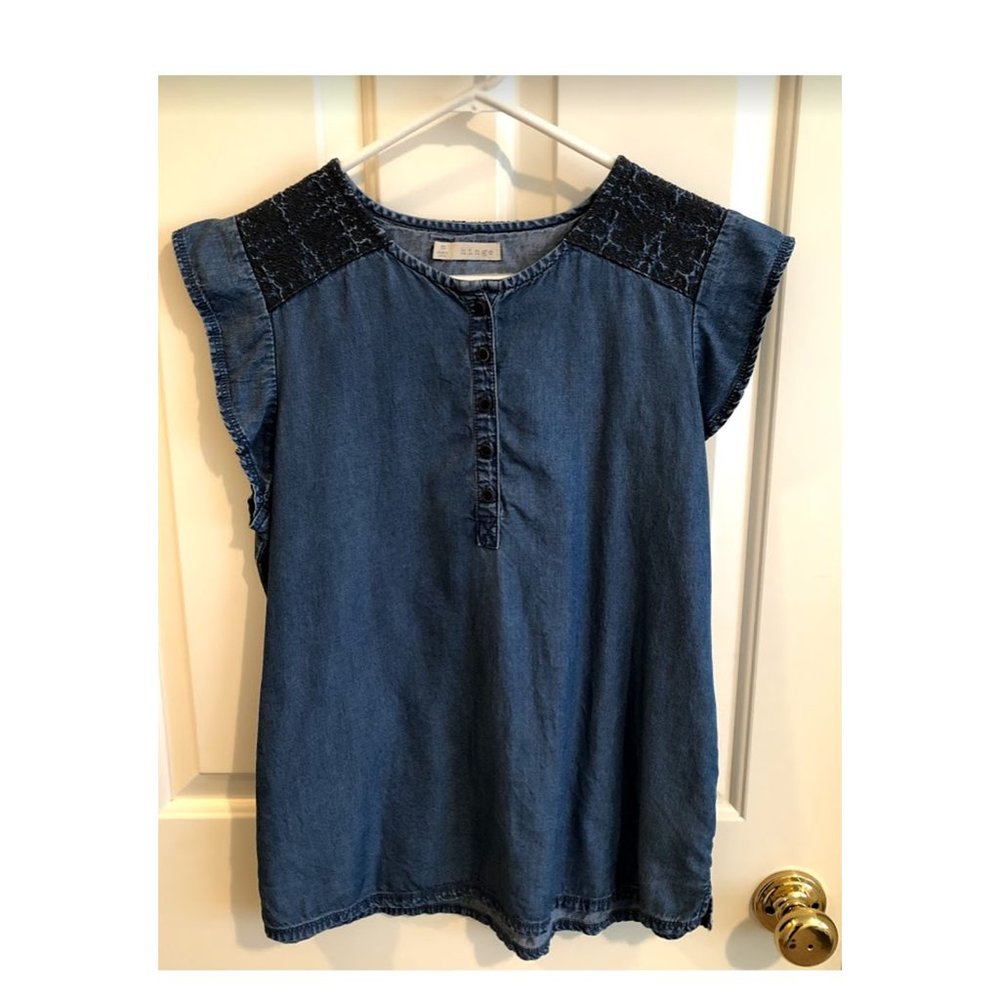 Hinge Women Denim Embroidered Sleeveless Blouse